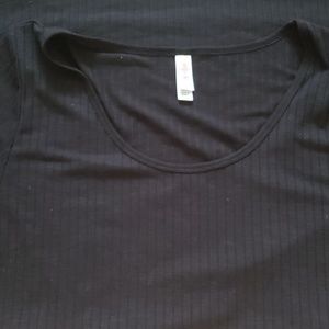 Lularoe Classic T Black - Size XL